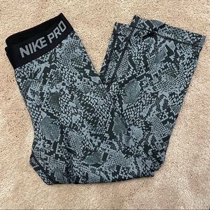 Nike Pro Combat Printed 3/4 Leggings